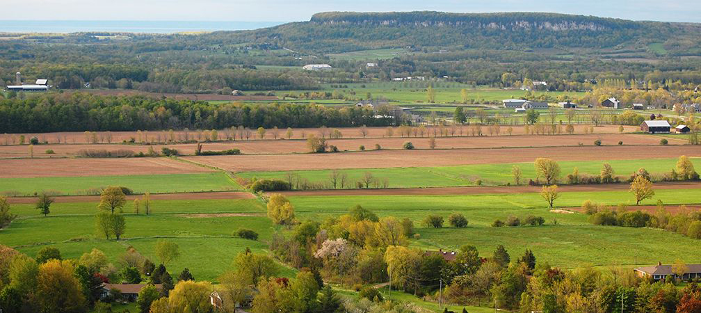 Niagara Escarpment and Greenbelt, forest, farms, escarpment, fields, watershed, habitat